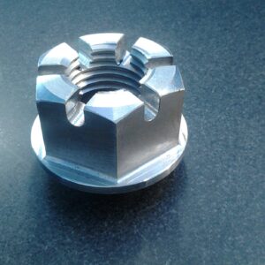 Nakrętka koronowa 4E